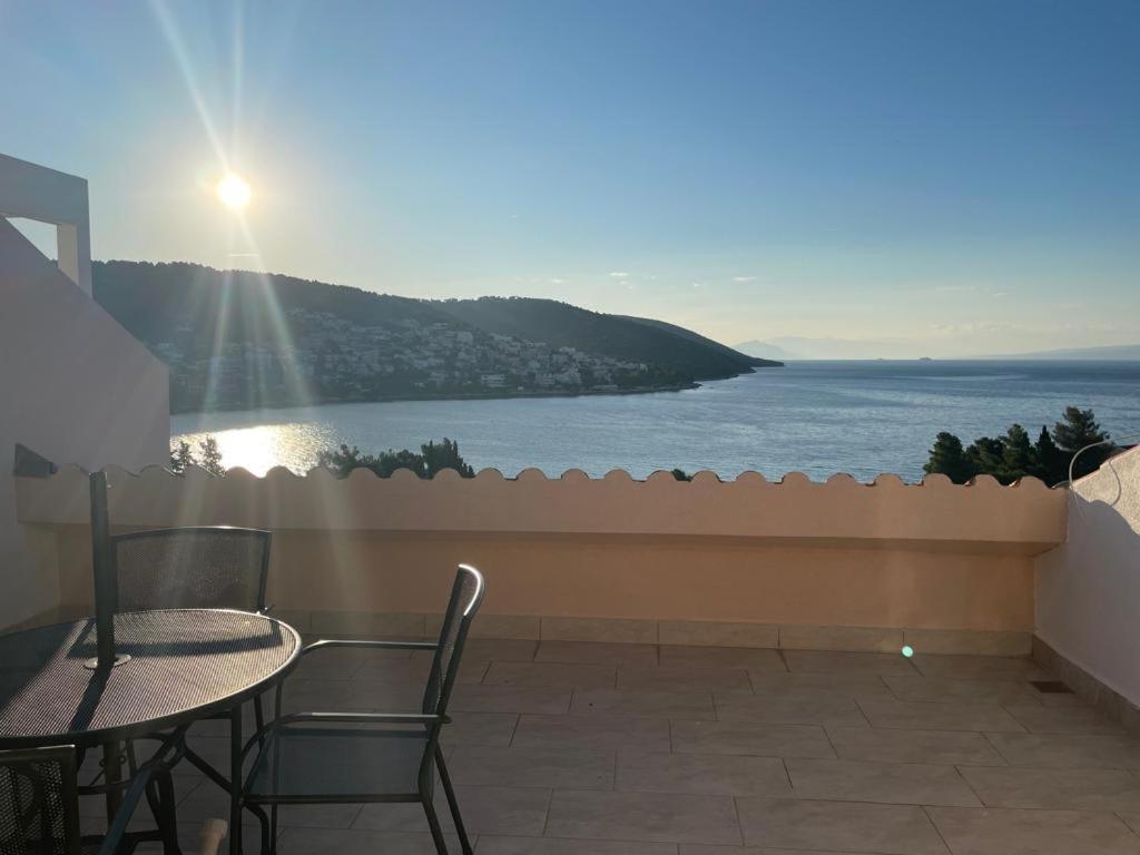 Apartment Starfish Trogir Exterior photo